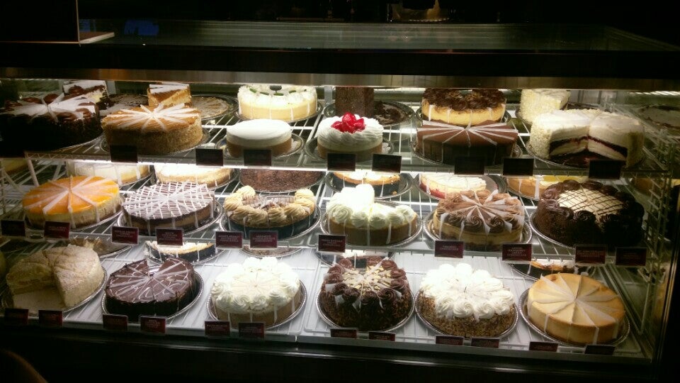 The Cheesecake Factory, 7612 Blake St, Liberty Twp, OH, Restaurants