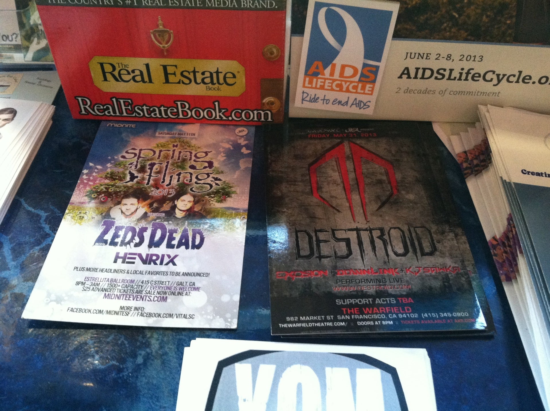 Beach Hut Deli Davis, 109 E St, Davis, CA, Delicatessen MapQuest