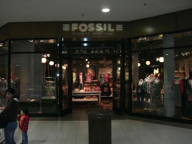 Fossil outlet online stores