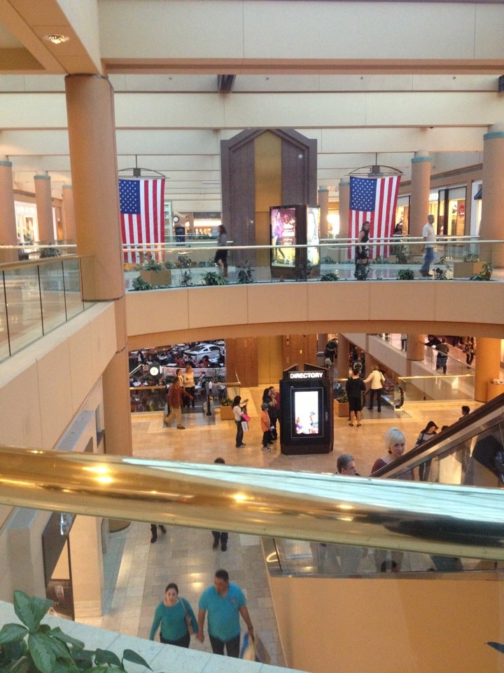 Scottsdale Fashion Square - Scottsdale AZ, 85251