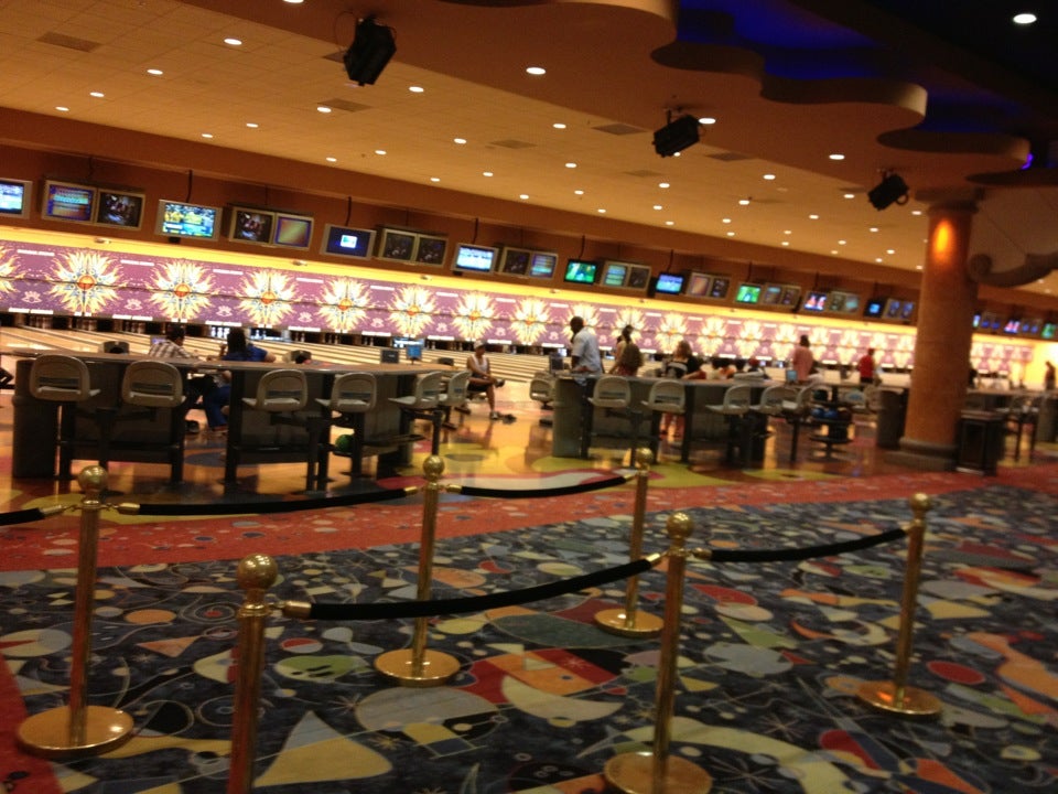 Sunset Station Strike Zone, 1301 W Sunset Rd, Henderson, NV, Bowling