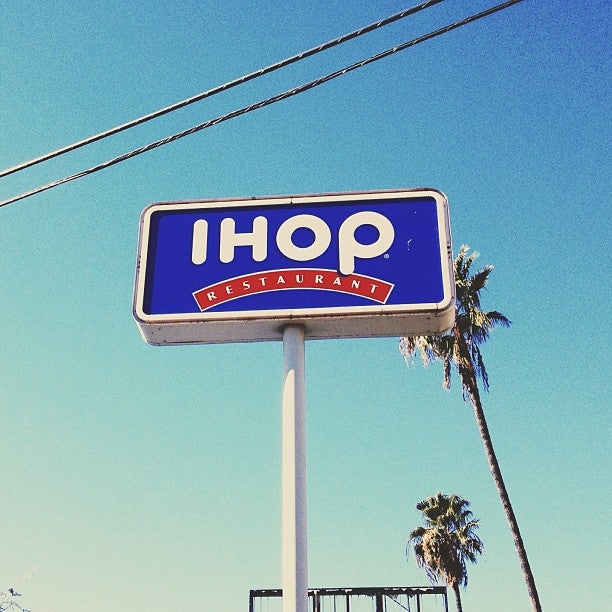 IHOP, 5655 Wilshire Blvd, Los Angeles, CA, Eating places - MapQuest