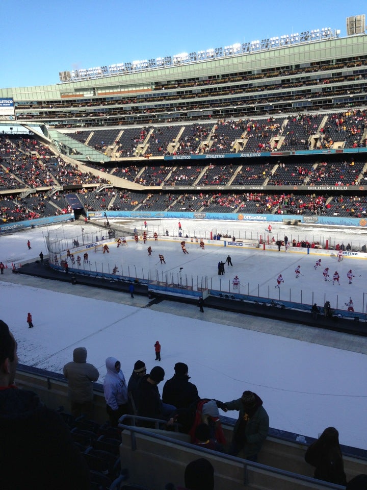 Chicago Bears Pro Shop, 1410 S Museum Campus Dr, Chicago, IL, Sporting  Goods - MapQuest