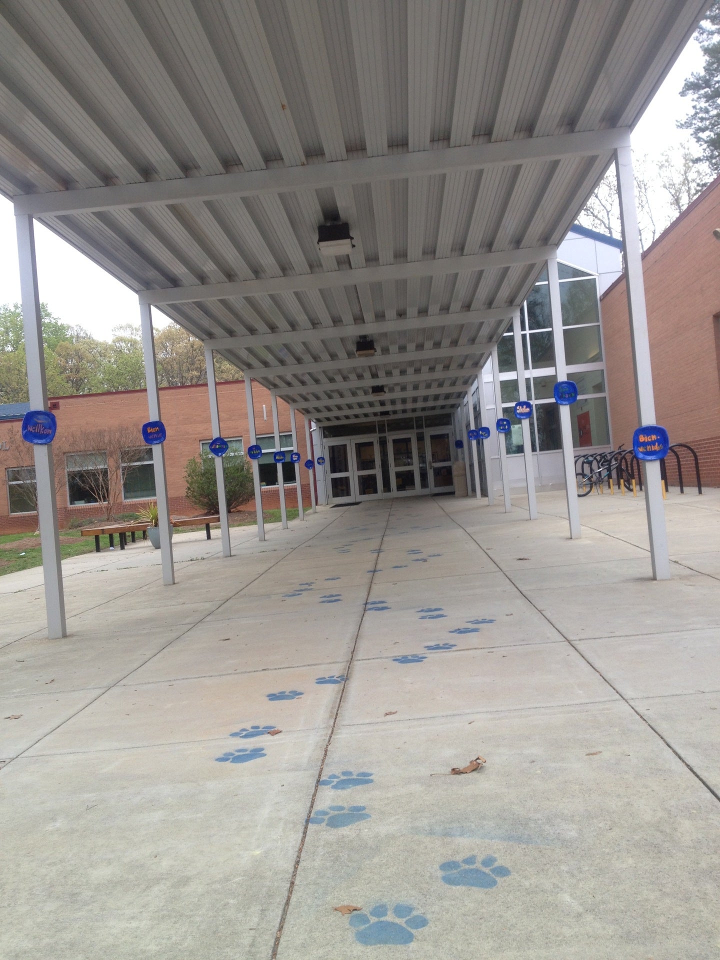 Cotswold Elementary School, 300 Greenwich Rd, Charlotte, NC, Elementary