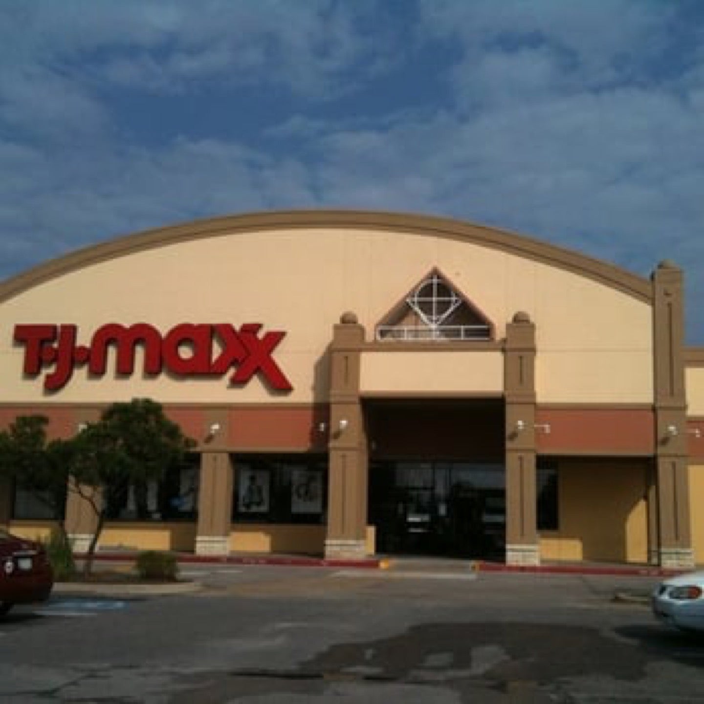 T.J. Maxx 5400 Brodie Ln Sunset Valley TX MapQuest