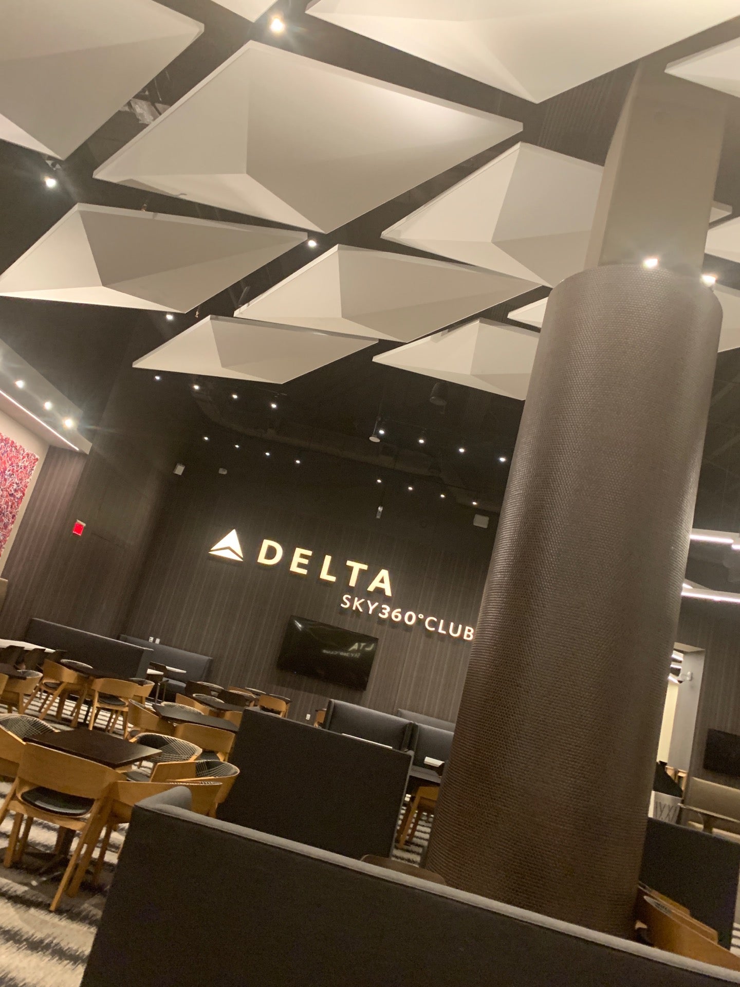 Delta Sky360 Club at Mercedes-Benz Stadium 