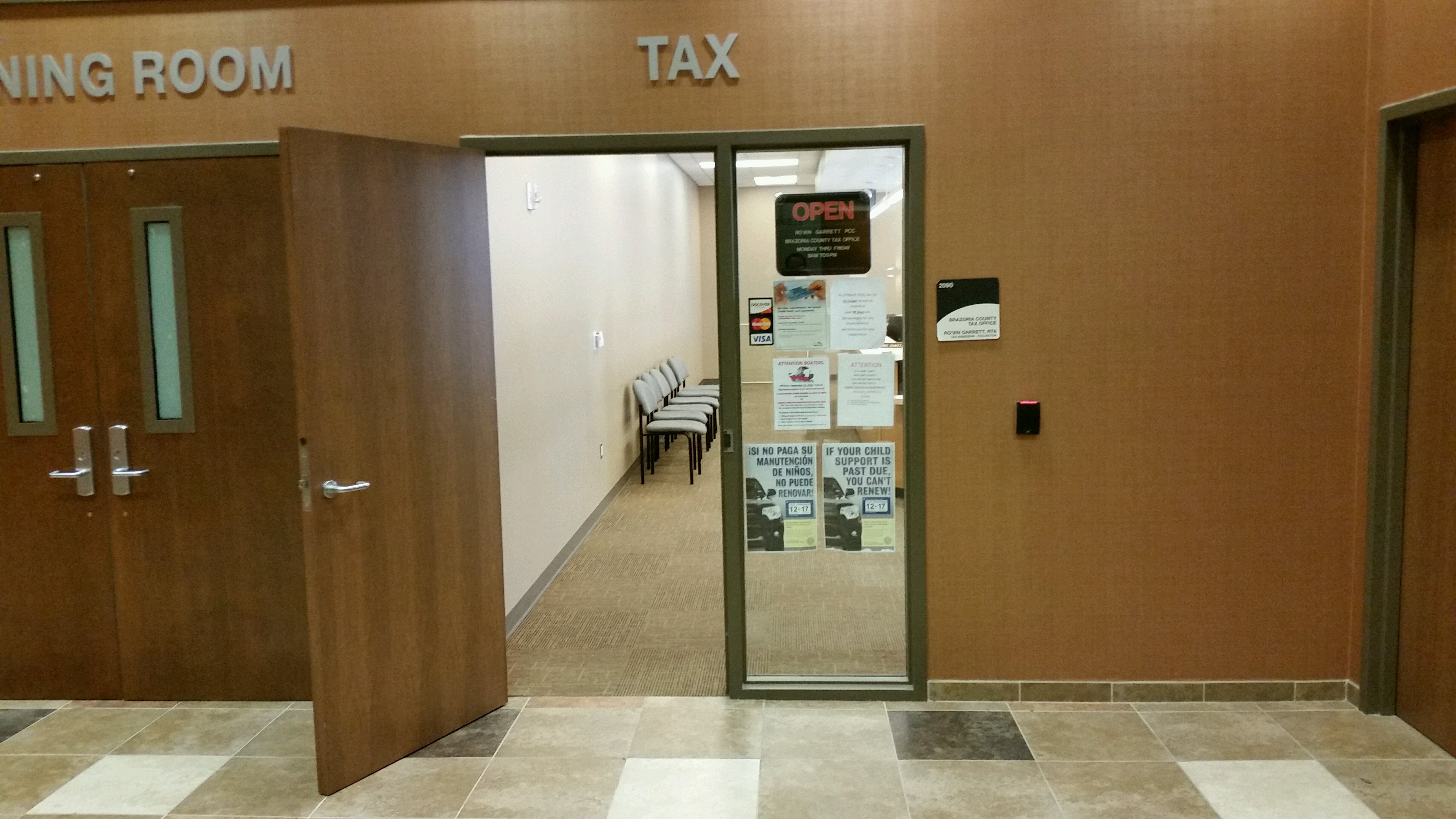 Brazoria County Tax Office, 2555 Cullen Pkwy, Pearland, TX, Office & Desk  Space Rental - MapQuest