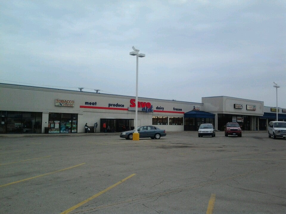 Locost Groceries, 3118 N Rockton Ave, Rockford, IL, Grocery Stores