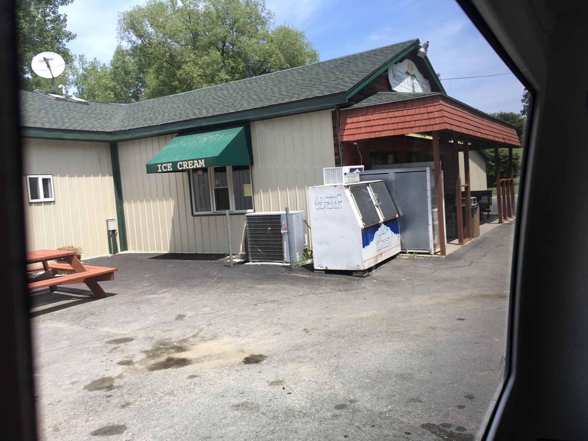 Marpes Country Store, 2579 State Route 67, Pittstown, Town of, NY, Country  general stores - MapQuest