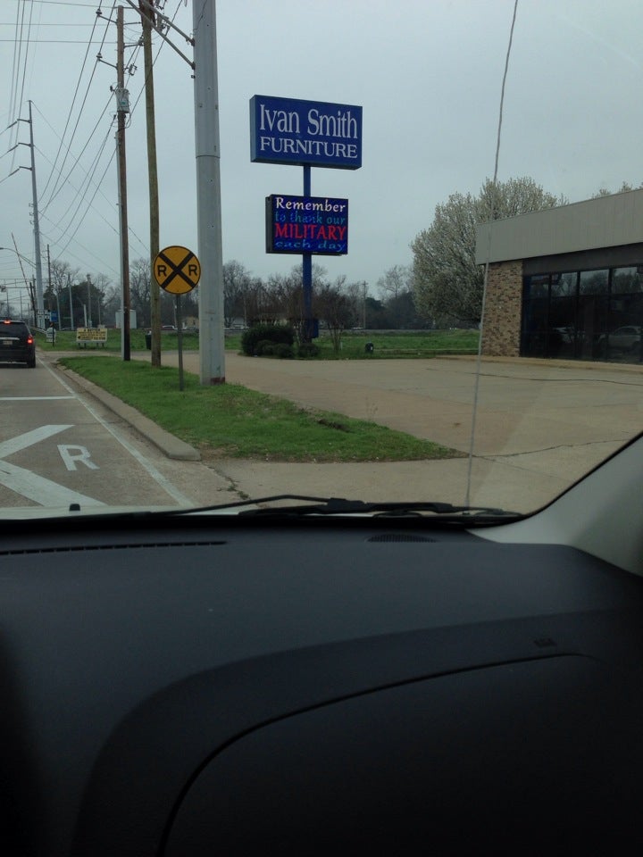 Ivan Smith Furniture, 1149 Airline Dr, Bossier City, LA, Furniture