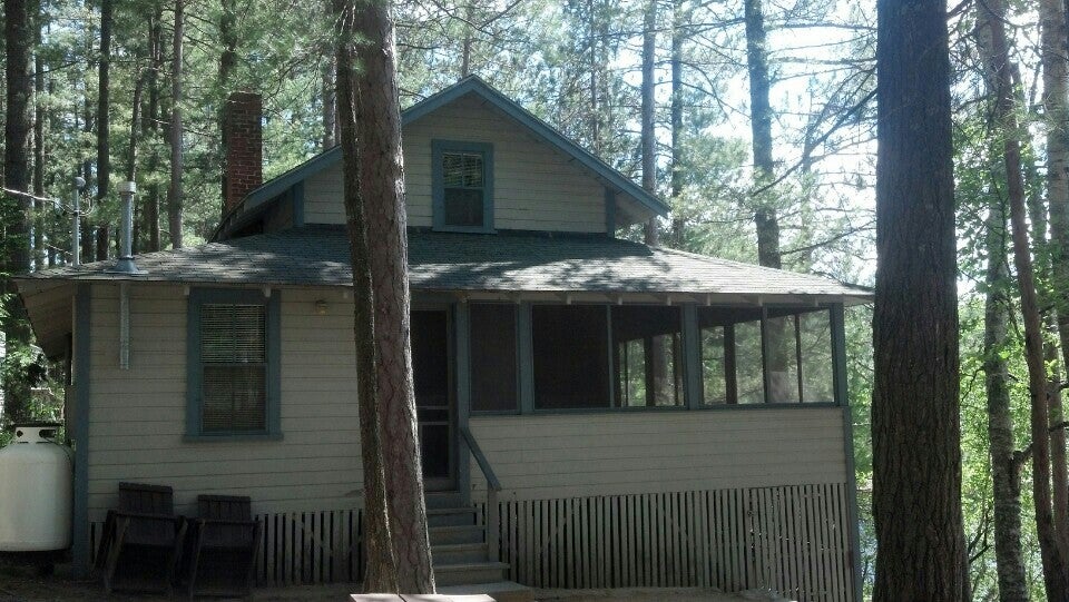 Papoose Pond Family Campground & Cabins, 700 Norway Rd, Waterford, ME