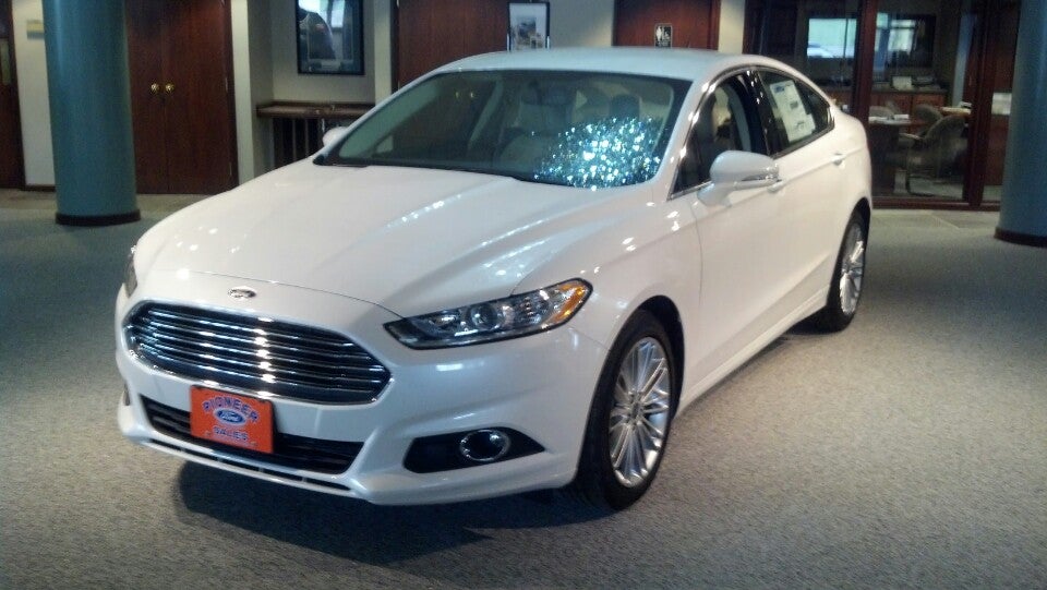 Pioneer Ford Sales, 1035 E US Highway 151, Platteville, WI, Auto