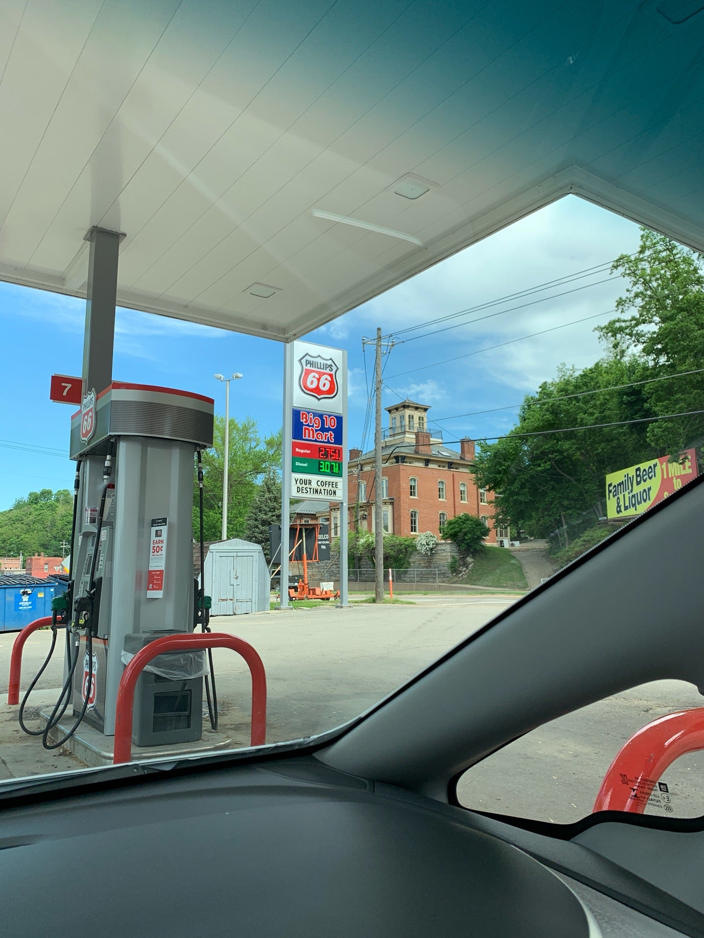 Big 10 Mart, 448 Sinsinawa Ave, East Dubuque, IL, Gas Stations MapQuest