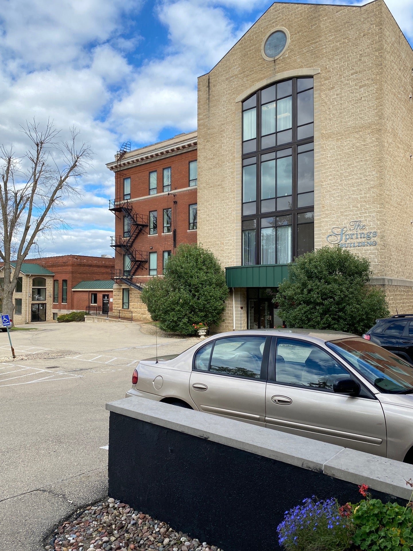 Fountain Park, 2728 Asbury Rd, Dubuque, IA MapQuest