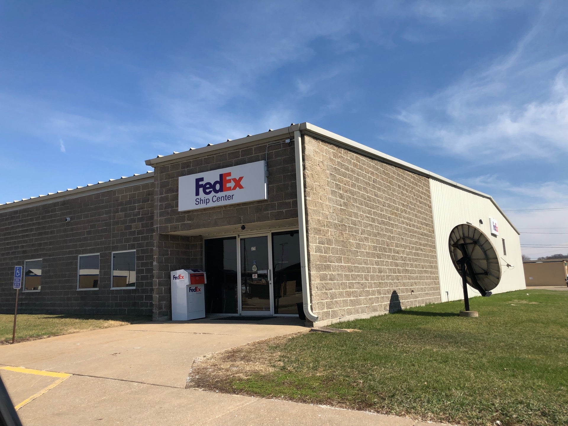 FedEx Office Print & Ship Center, 370 Harrison St, Dubuque, IA MapQuest