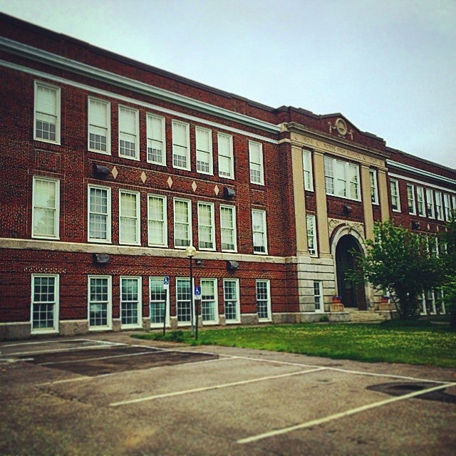 Morse High School, 826 High St, Bath, ME - MapQuest