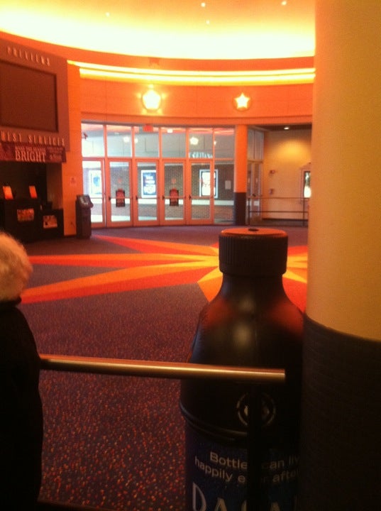 Regal Greensboro Grande Stadium 16, 3205 Northline Ave, Greensboro, NC