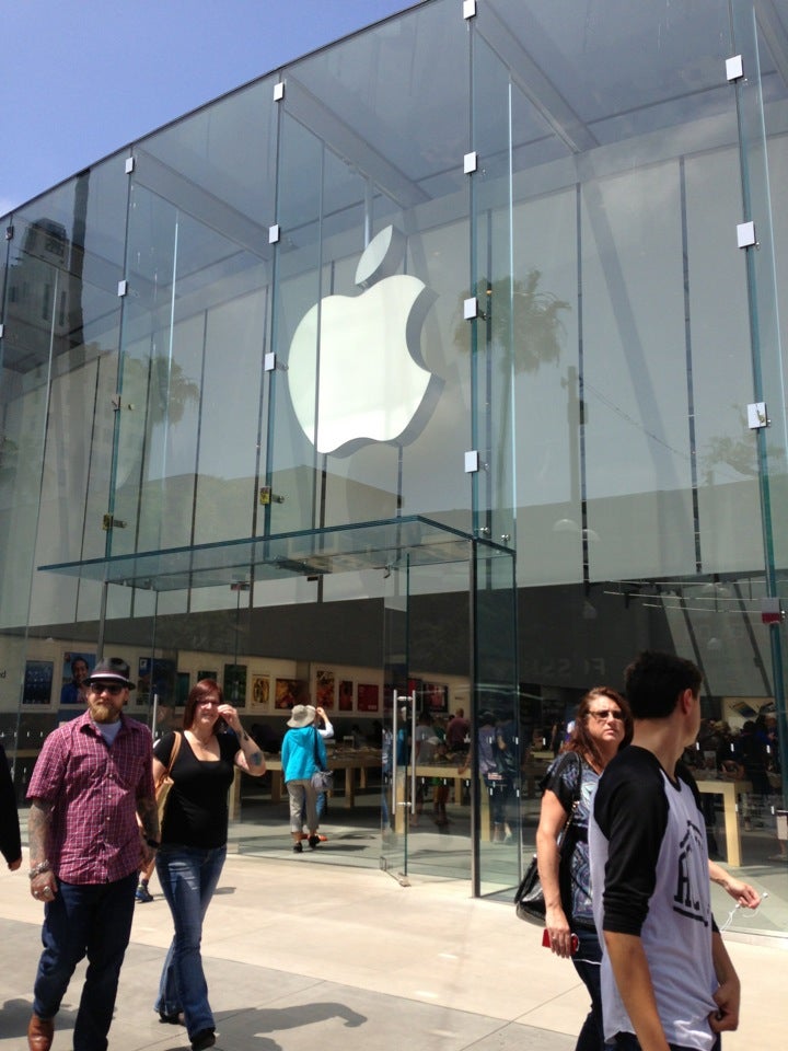 Third Street Promenade - Apple Store - Apple