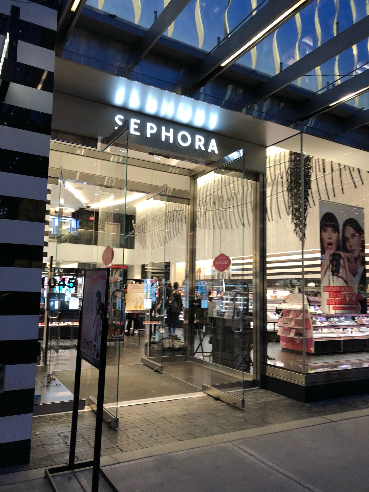 Mapstr - Shopping Sephora Robson Vancouver 