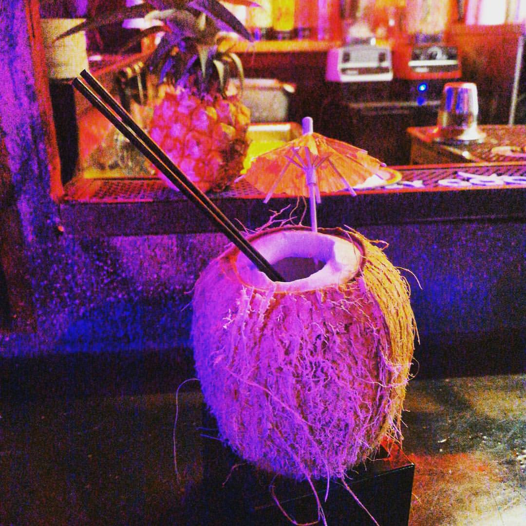 Cuckoo Coconuts Waikiki, 333 Royal Hawaiian Ave, Honolulu, HI, Eating