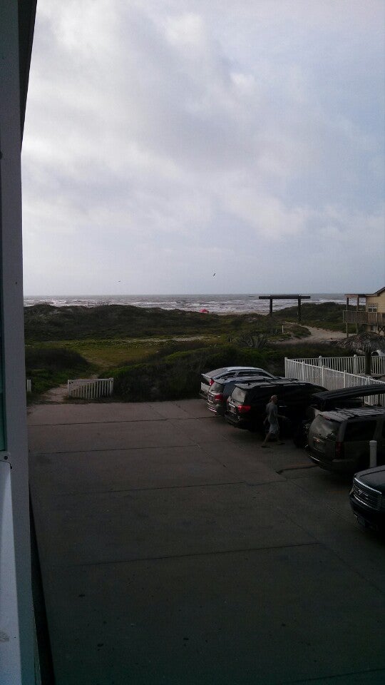 Beachgate CondoSuites & Resort, 612 Anchor Dr, Port Aransas, TX