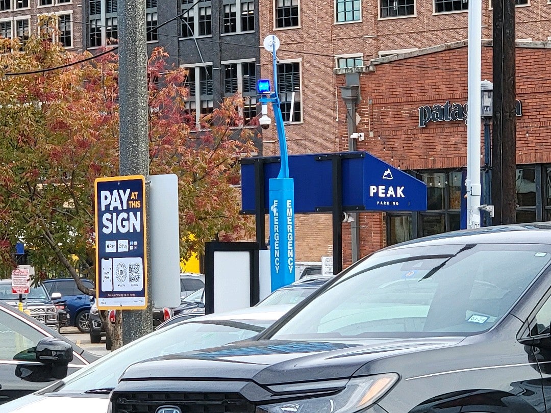 Deep Ellum Parking, 300 N Crowdus St, Dallas, TX, Parking Garages