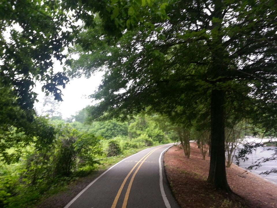 lakeshore bike trail