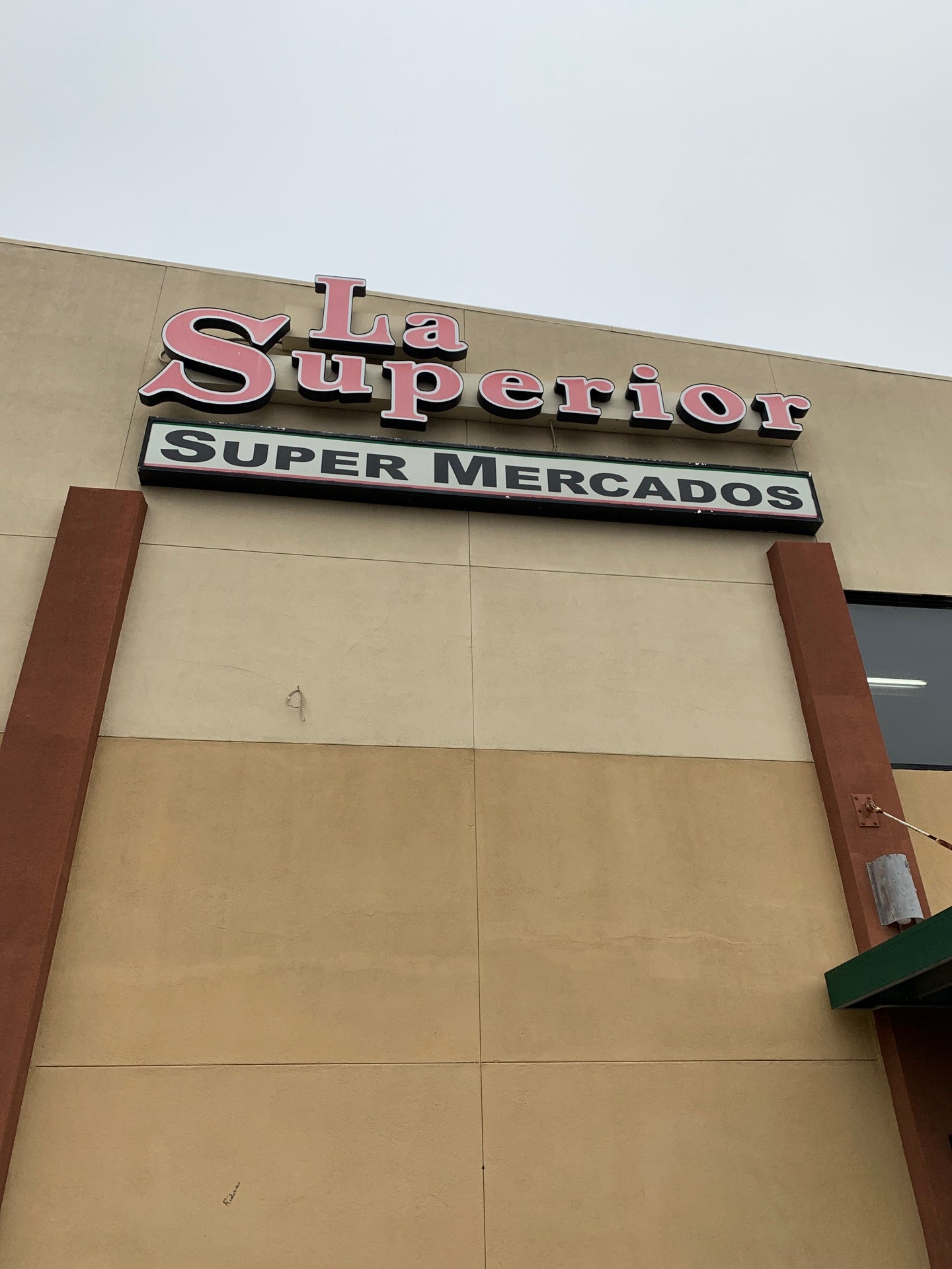 Store Locations - La Superior Supermercados