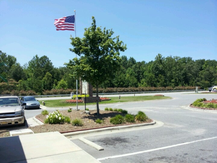 Old Farm Road Self Storage, 460 Old Farm Rd S, Roanoke Rapids, NC