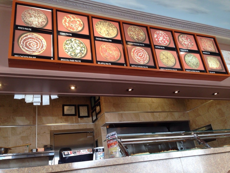 Big Apple Pizza, 700 Blvd, Kenilworth, New Jersey, Eating places MapQuest