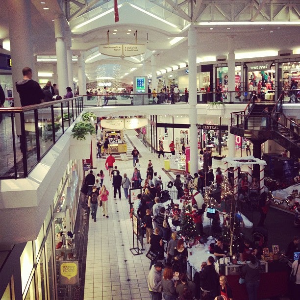 The Mall at Fairfield Commons