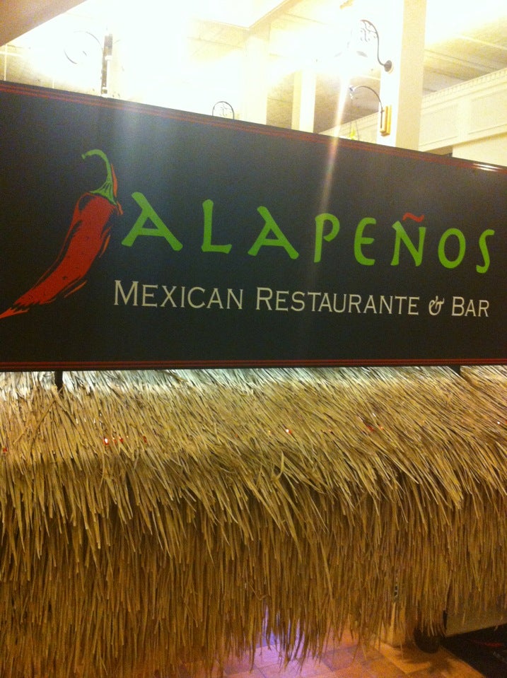 El Jalapeno Mexican Restaurante, 300 N 3rd St, Wausau, WI, Eating