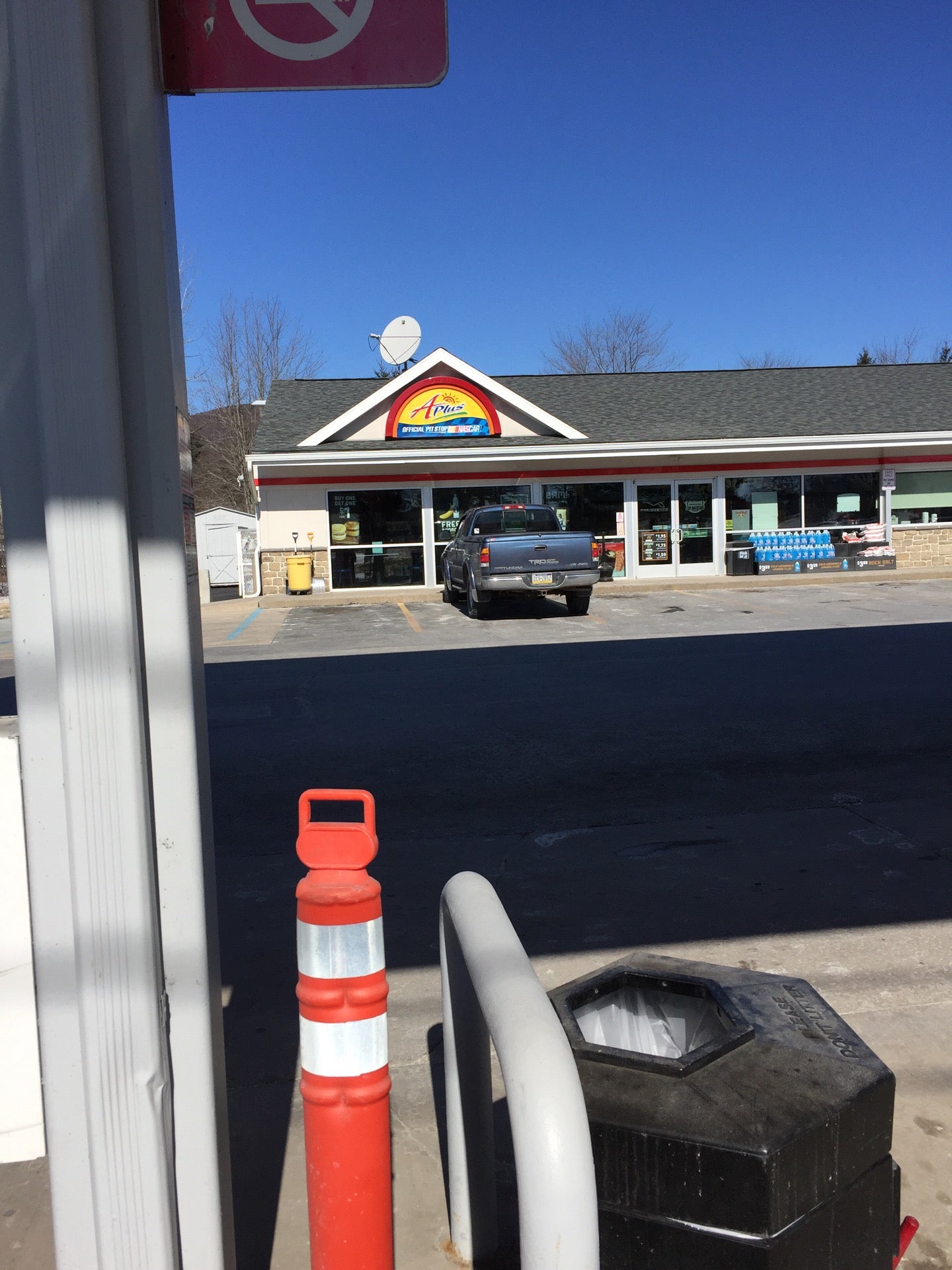 Sunoco Gas Station, 37 State Route 54, Montgomery, PA, Gas Stations