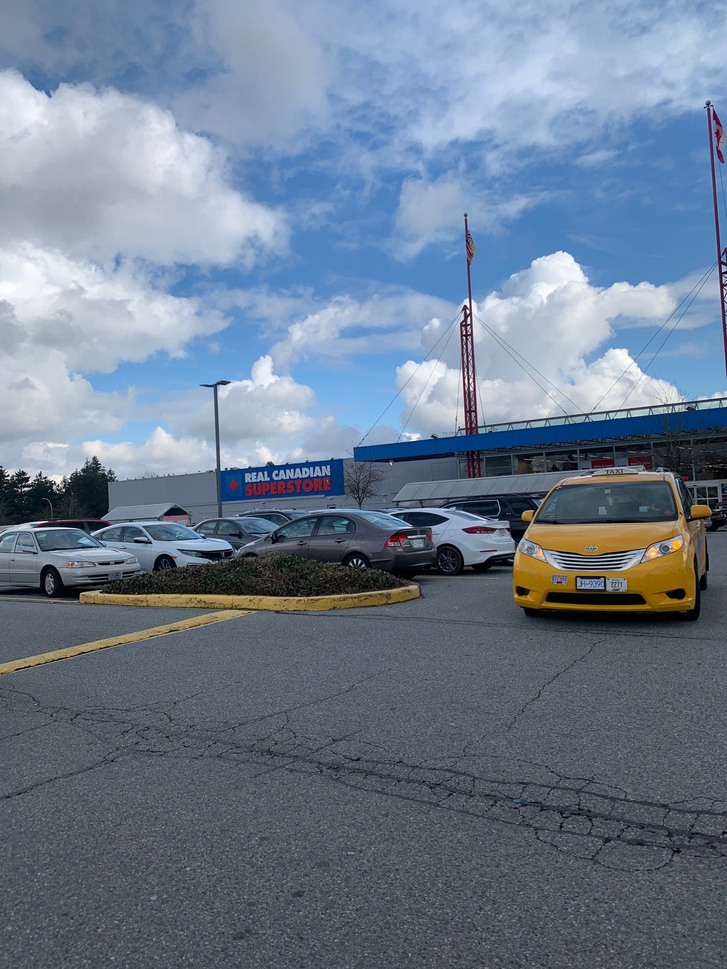 Real Canadian Superstore - 7550 King George Blvd. (Surrey,…