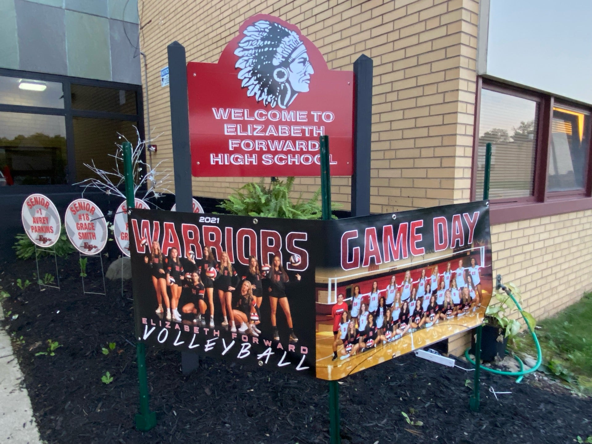 Elizabeth Forward High School, 1000 Weigles Hill Rd, Elizabeth, PA