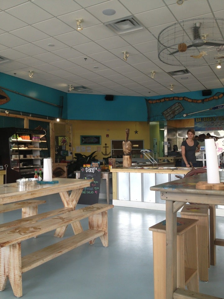Bubba Gandy Seafood Market and Steamery, 430 Cool Springs Blvd, Ste 120