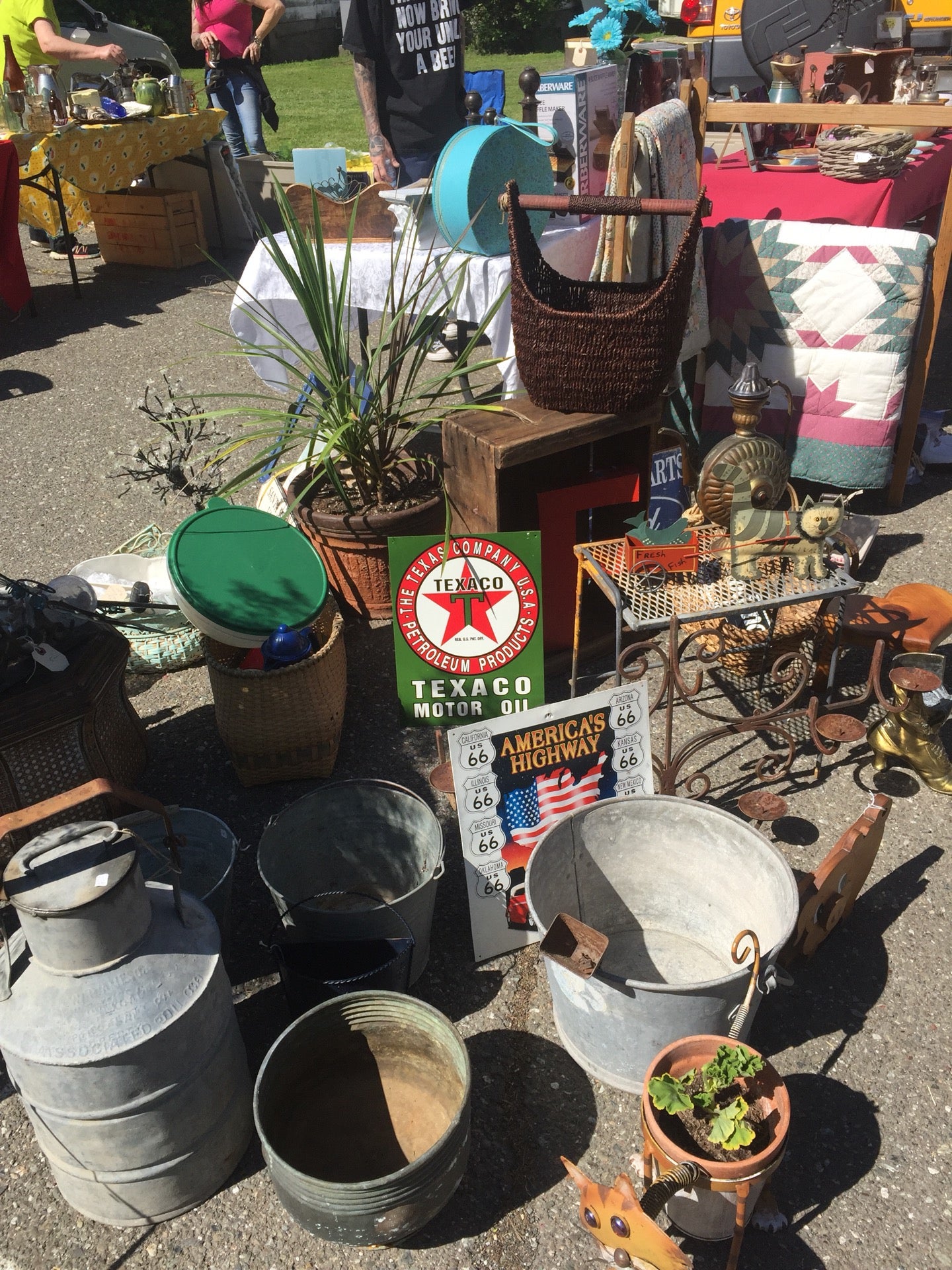 Vacaville Vintage Flea Market / 3rd Sat of Month, 101 West St