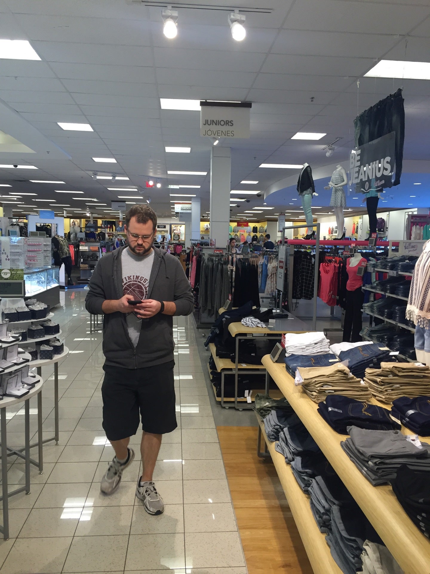 Kohl's, 2201 S Shore Ctr, Alameda, CA, Clothing Retail - MapQuest