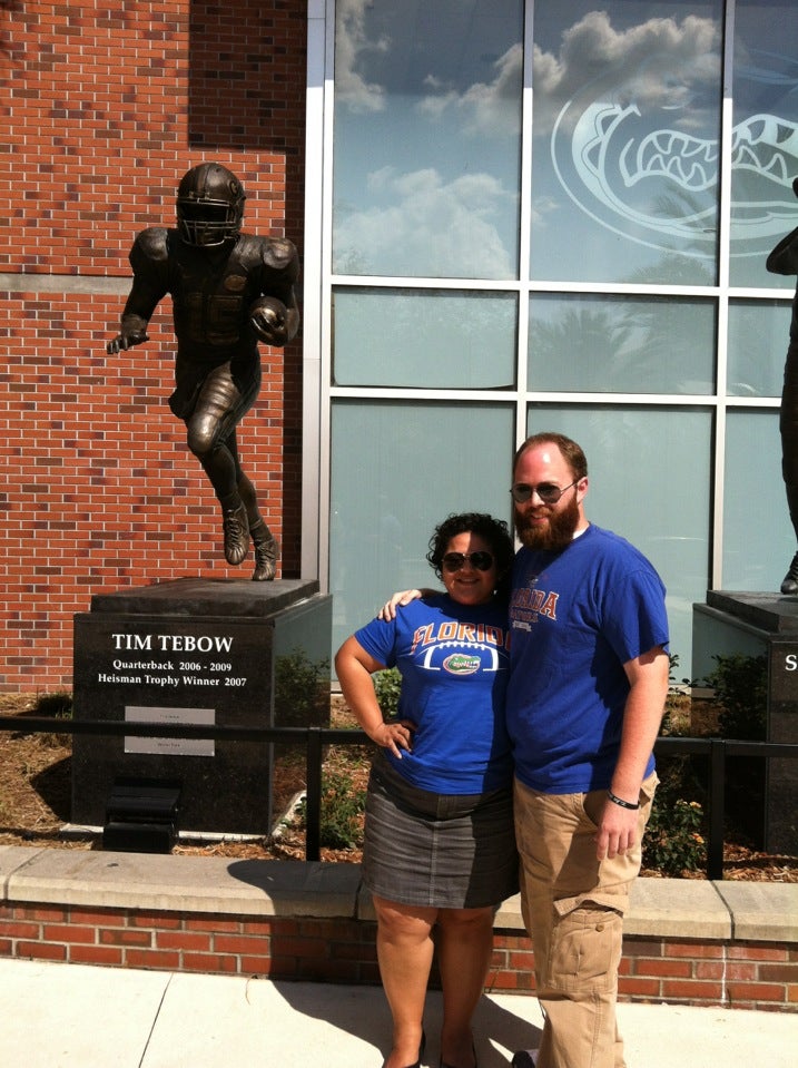 Tim Tebow statue - Picture of Ben Hill Griffin Stadium, Gainesville -  Tripadvisor