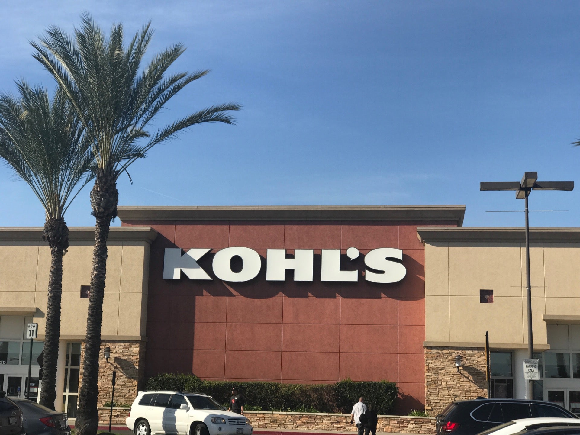 Kohl's, 2201 S Shore Ctr, Alameda, CA, Clothing Retail - MapQuest