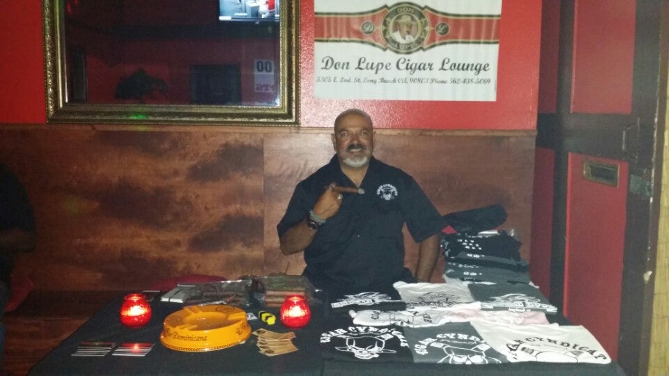 Spike's Sports Bar & Grill, 16728 Bellflower Blvd, Bellflower, CA