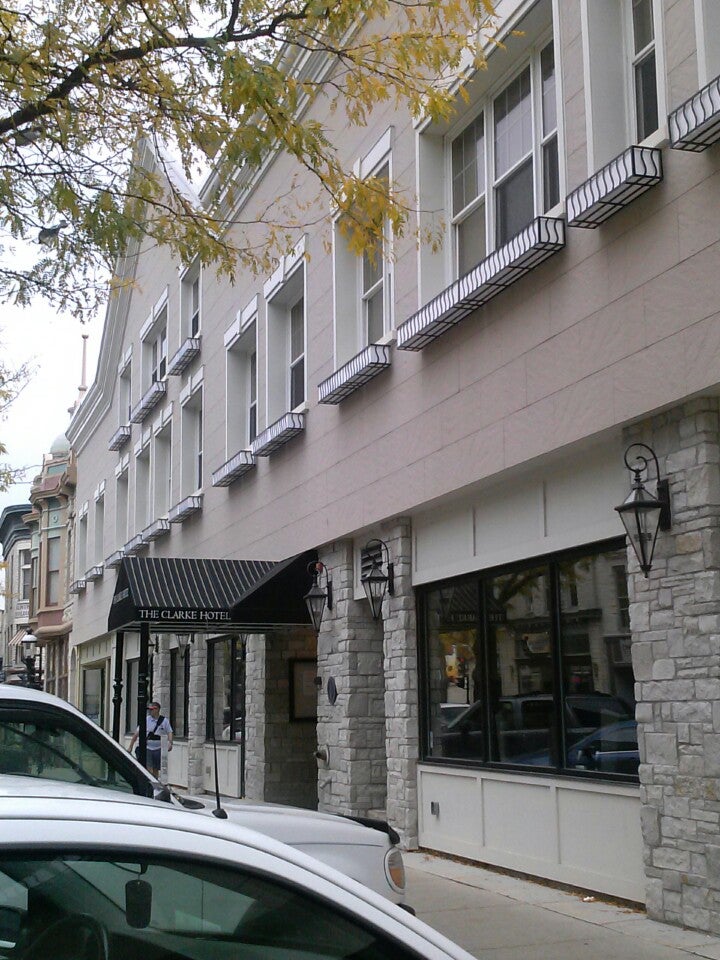 Waukesha, WI Map & Directions MapQuest