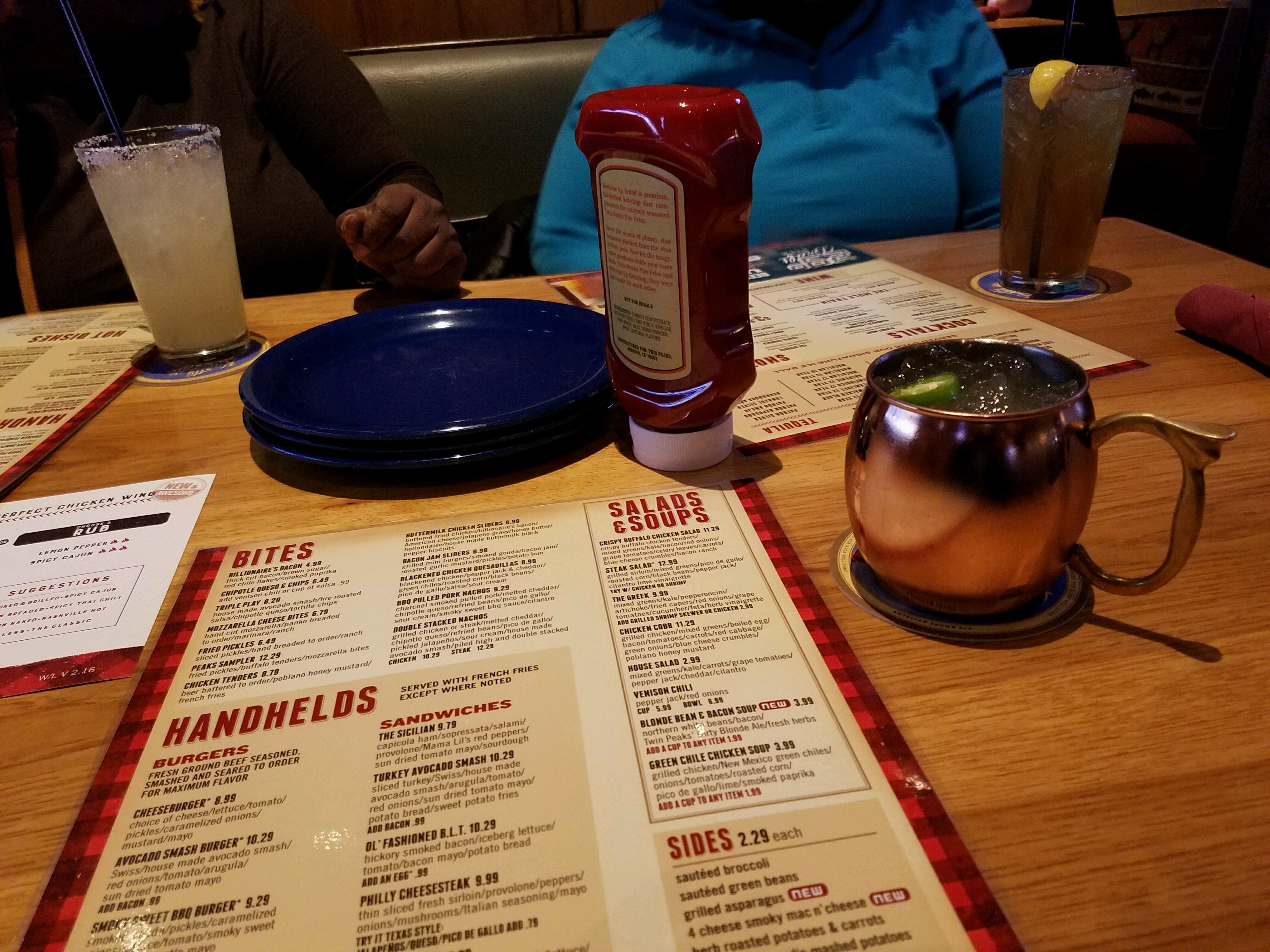 Twin Peaks, 17W734 22nd St, Oakbrook Terrace, IL, Bars MapQuest