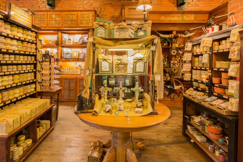 Shoemaker & Hardt Coffee and Country Store