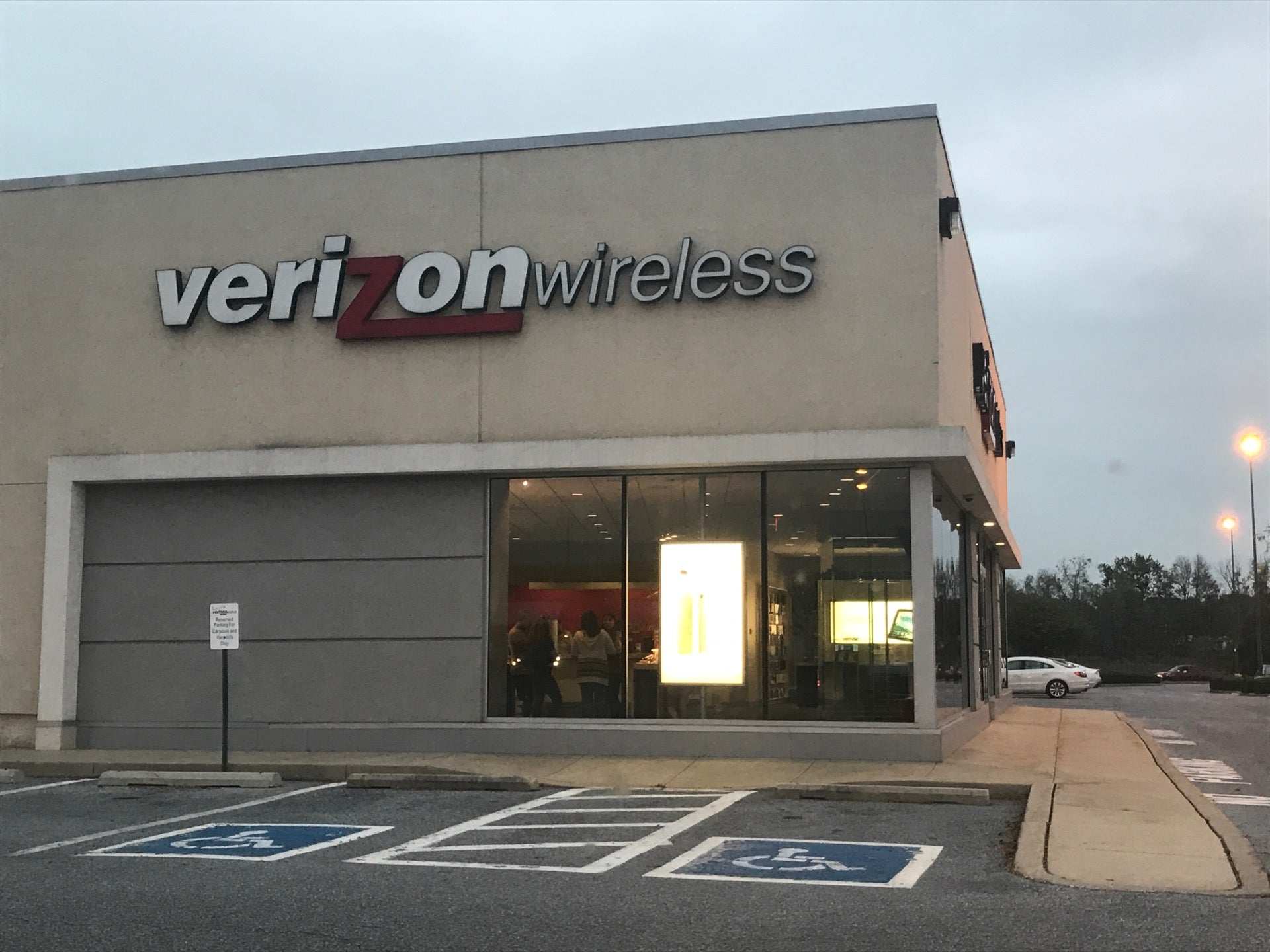 Verizon, 1700 Fruitville Pike, Lancaster, PA, Cell Phones - MapQuest