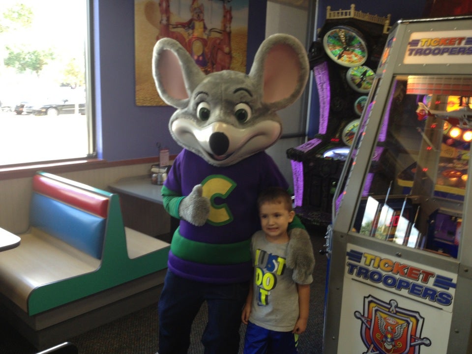 Chuck E. Cheese, 21699-A State Rd. 7, Boca Raton, FL, Foods-Carry Out ...