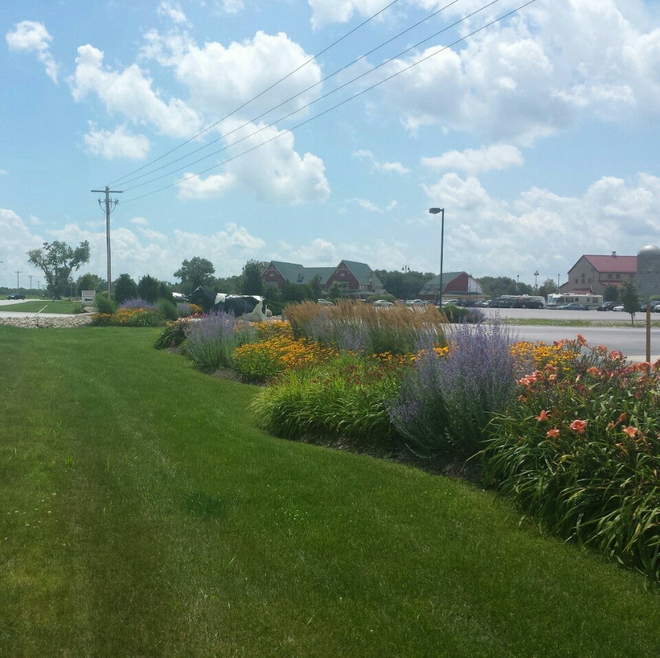 Fair Oaks Farm Ice Cream, Cheese, and Gift Shop, 856 N 600 E, Fair Oaks