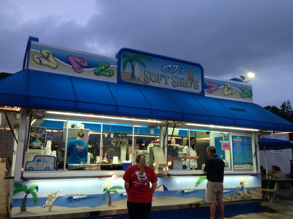 C J's Soft Serve, 237 Southgate Shopping Ctr, Culpeper, VA, Eating