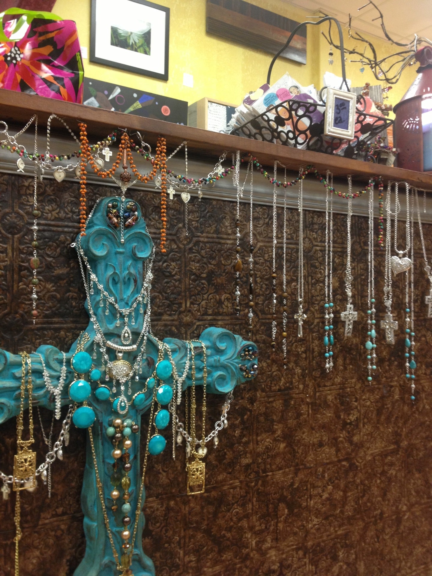 The Blue Hutch, 8503 NW Military Hwy, San Antonio, TX, Furniture stores