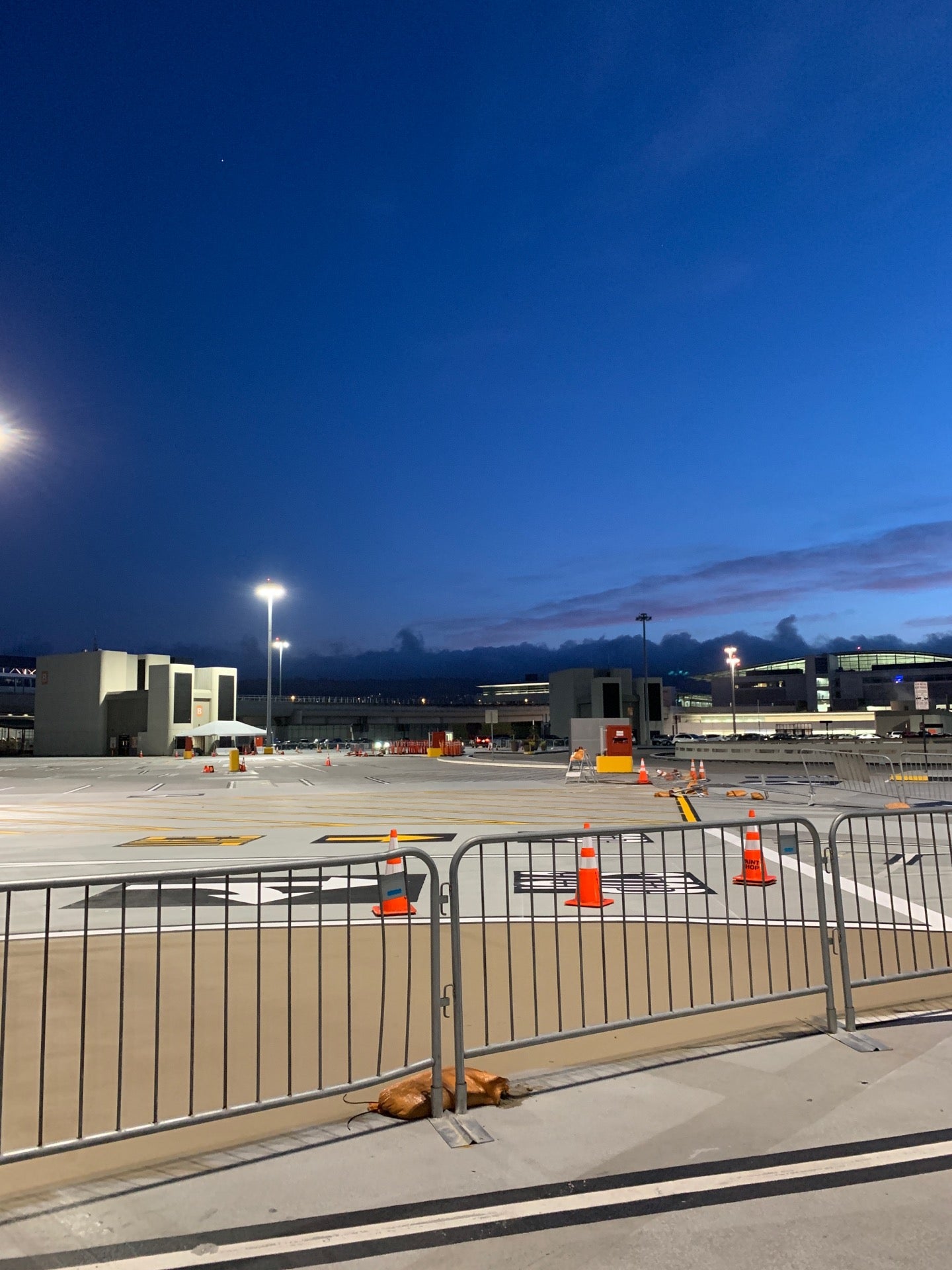 Domestic Parking Garage D Short Term/Hourly Parking, Terminal 2, San Francisco, CA, Parking